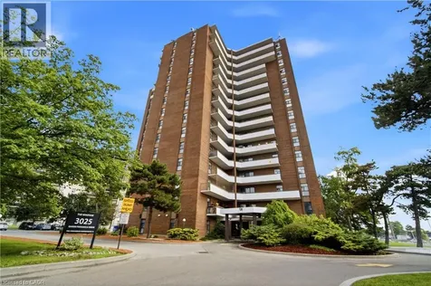 3025 Queen Frederica Drive Mississauga ON L4Y 3A1