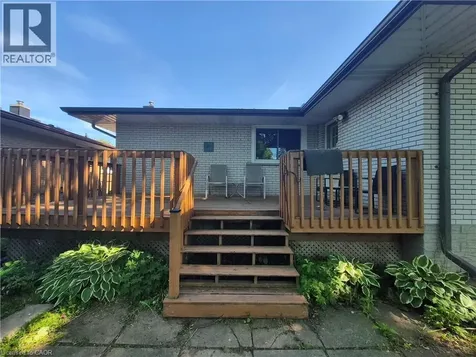 11 Duncairn Avenue Kitchener ON N2M 4S5