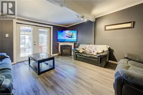 88 Walnut Street Brantford ON N3T 1H4