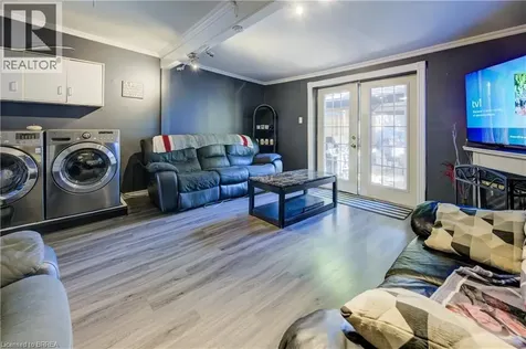 88 Walnut Street Brantford ON N3T 1H4