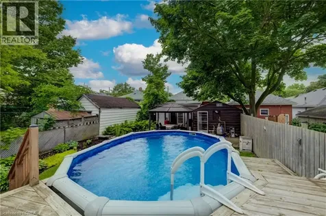88 Walnut Street Brantford ON N3T 1H4