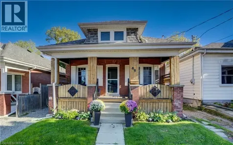 88 Walnut Street Brantford ON N3T 1H4