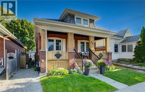 88 Walnut Street Brantford ON N3T 1H4