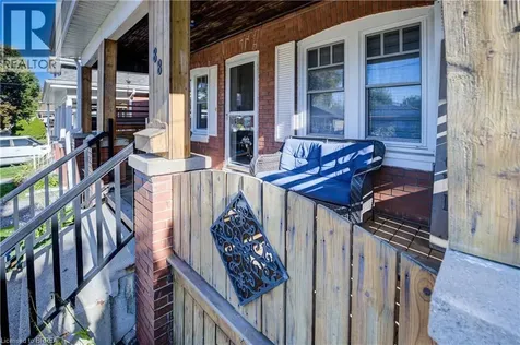 88 Walnut Street Brantford ON N3T 1H4