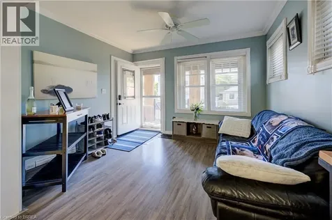 88 Walnut Street Brantford ON N3T 1H4