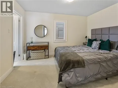 93 Monteith Drive Brantford ON N3T 0V8