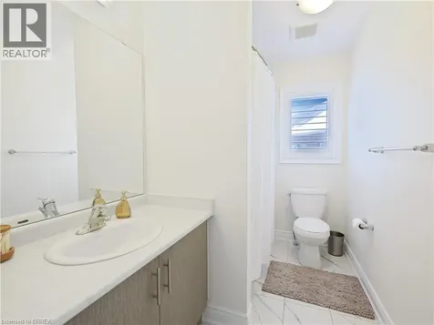 93 Monteith Drive Brantford ON N3T 0V8