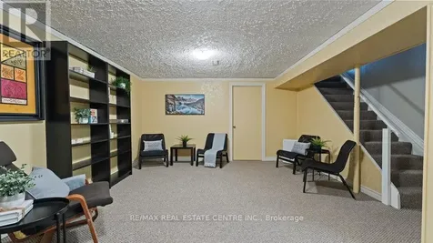 15 Green Valley Drive Kitchener ON N2P 1K7