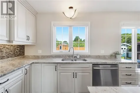 48 Westport Street Sudbury ON P3B 1T7