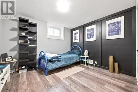 41 Huron Street Deep River ON K0J 1P0