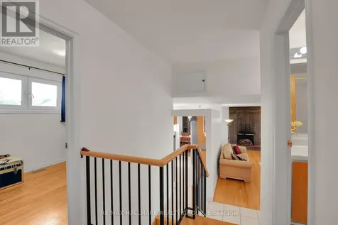 37 Lyall Street Ottawa ON K2E 5G7