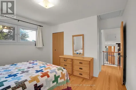 37 Lyall Street Ottawa ON K2E 5G7