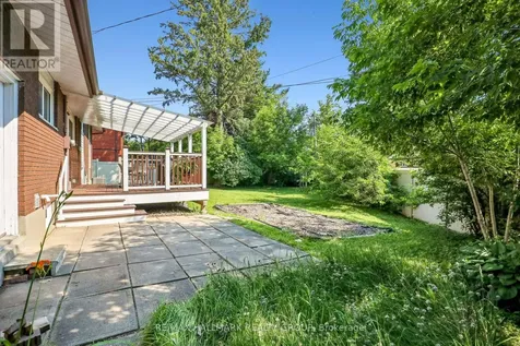 37 Lyall Street Ottawa ON K2E 5G7