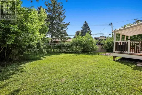 37 Lyall Street Ottawa ON K2E 5G7