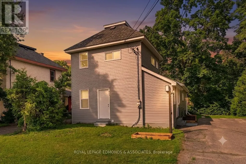 663 Fischer Street Pembroke ON K8A 6K4