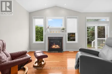 1863 Springridge Drive Ottawa ON K4A 4R1