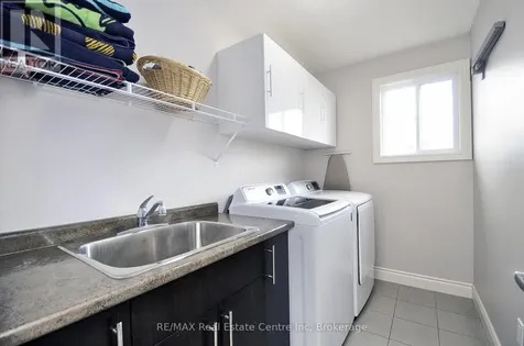 3 Lockwood Street Cambridge ON N1P 0A5