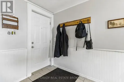 26 Delhi Street Brockville ON K6V 4H3