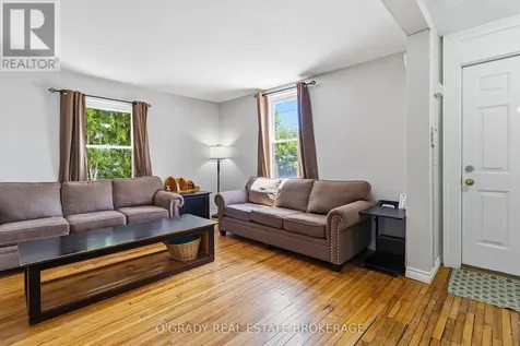 26 Delhi Street Brockville ON K6V 4H3