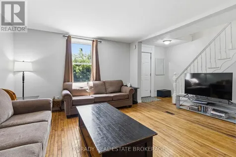 26 Delhi Street Brockville ON K6V 4H3
