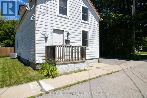 26 Delhi Street Brockville ON K6V 4H3