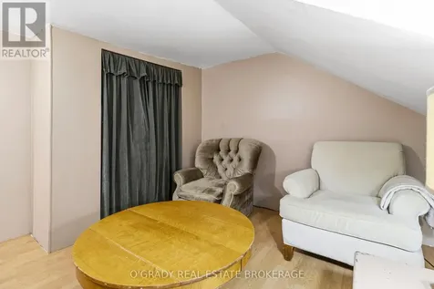 26 Delhi Street Brockville ON K6V 4H3