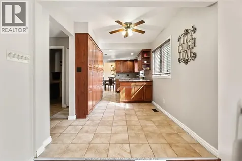 2870 Glenwood Avenue Windsor ON N9E 2X8
