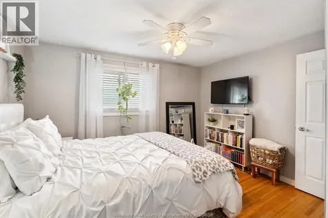 2870 Glenwood Avenue Windsor ON N9E 2X8
