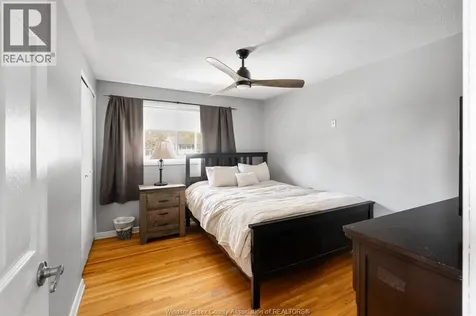 2870 Glenwood Avenue Windsor ON N9E 2X8