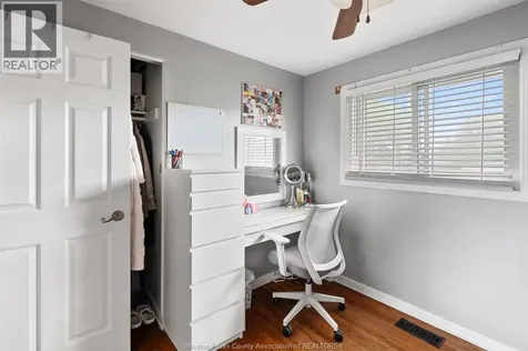 2870 Glenwood Avenue Windsor ON N9E 2X8