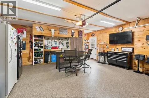 2870 Glenwood Avenue Windsor ON N9E 2X8