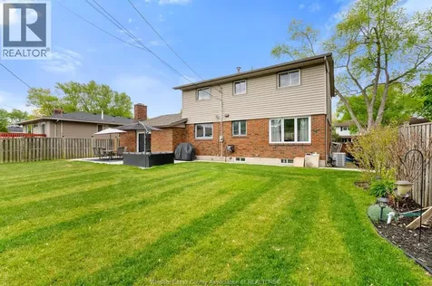 2870 Glenwood Avenue Windsor ON N9E 2X8