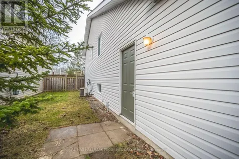 32 54th Street South Wasaga Beach ON L9Z 1W9