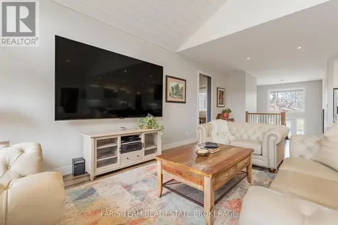 116 Mamie Avenue Wasaga Beach ON L9Z 2P6