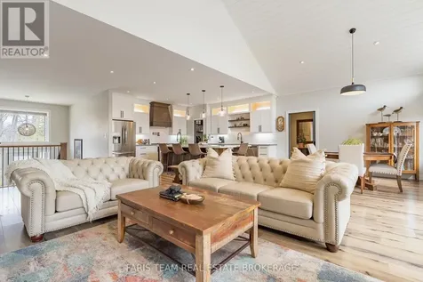 116 Mamie Avenue Wasaga Beach ON L9Z 2P6