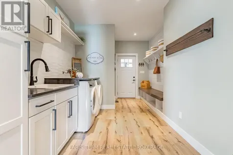 116 Mamie Avenue Wasaga Beach ON L9Z 2P6