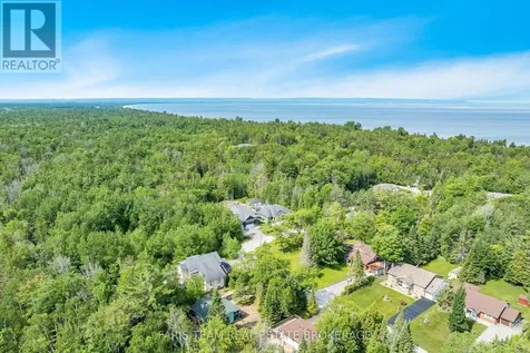 116 Mamie Avenue Wasaga Beach ON L9Z 2P6