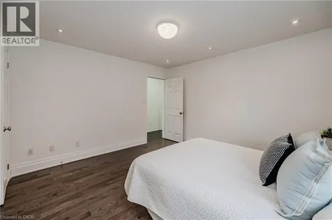 498 Thomas Slee Drive Kitchener ON N2P 2Y1