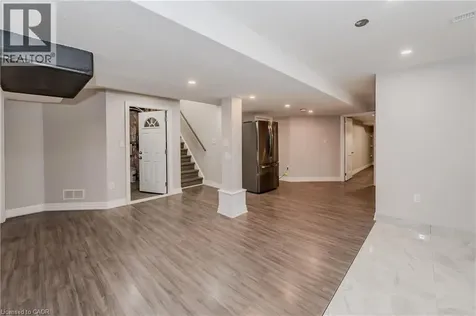 498 Thomas Slee Drive Kitchener ON N2P 2Y1