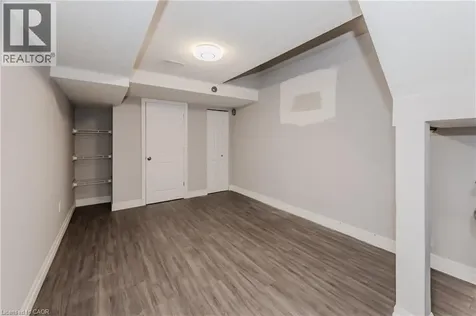 498 Thomas Slee Drive Kitchener ON N2P 2Y1