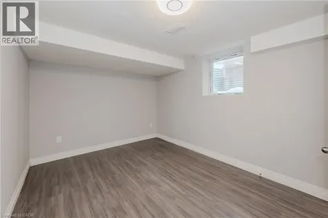 498 Thomas Slee Drive Kitchener ON N2P 2Y1