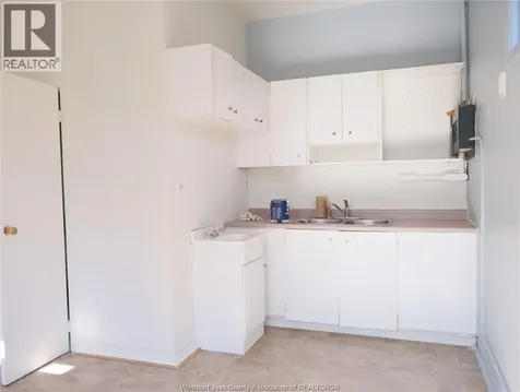 1050 Drouillard Road Windsor ON N8Y 2P8