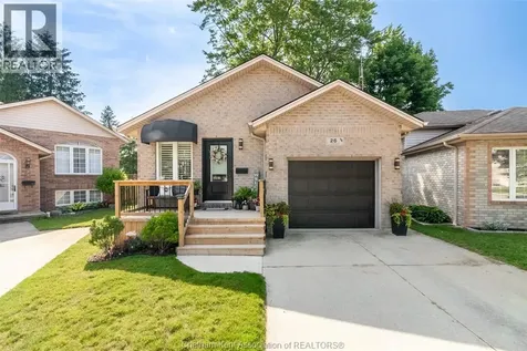 26 Fieldstone Place Chatham ON N7L 5N1