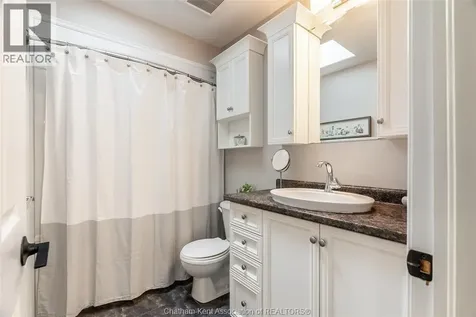 26 Fieldstone Place Chatham ON N7L 5N1