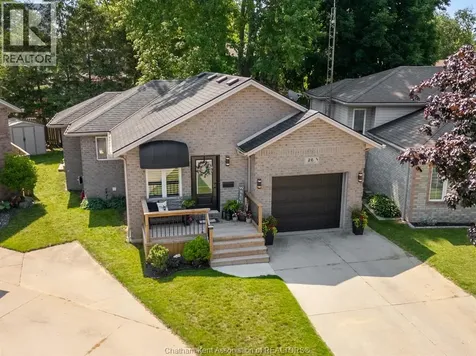 26 Fieldstone Place Chatham ON N7L 5N1