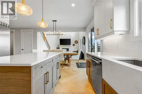 42 Rosewood Crescent Chatham ON N7M 0V4