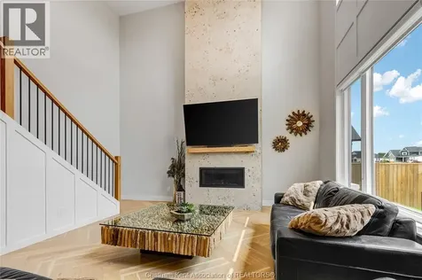 42 Rosewood Crescent Chatham ON N7M 0V4