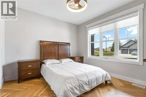 42 Rosewood Crescent Chatham ON N7M 0V4