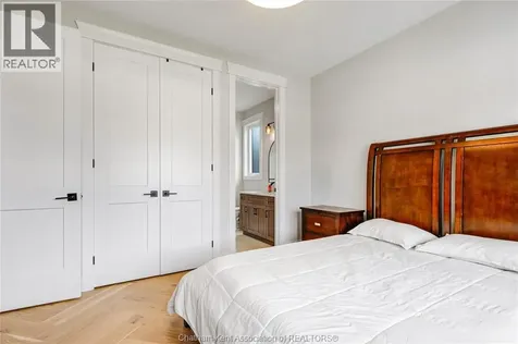 42 Rosewood Crescent Chatham ON N7M 0V4