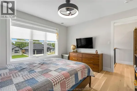 42 Rosewood Crescent Chatham ON N7M 0V4